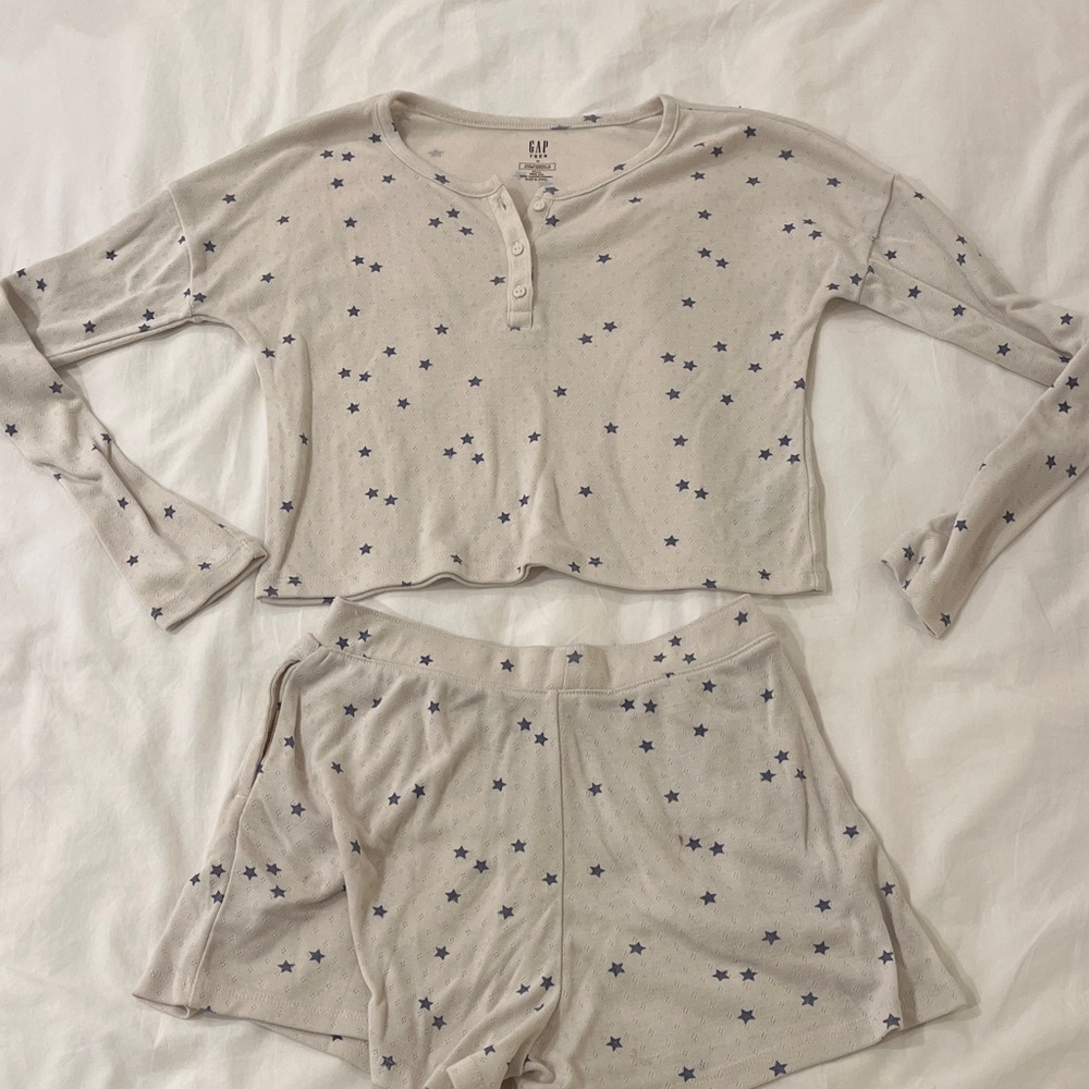 GAP Beige and Navy Star Lounge Set